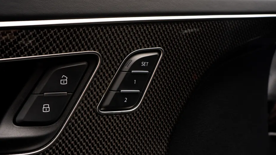 AUDI Q8 / E-Tron SQ8 TFSI Quattro Tiptronic