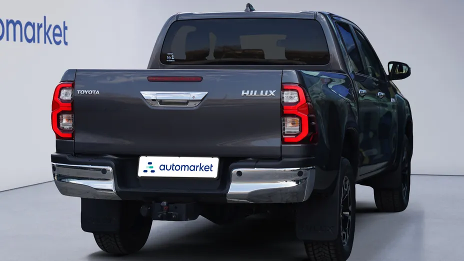TOYOTA HiLux Hilux 2.8 D-4D mHEV Double Cab Executive 4x4 aut Nowy