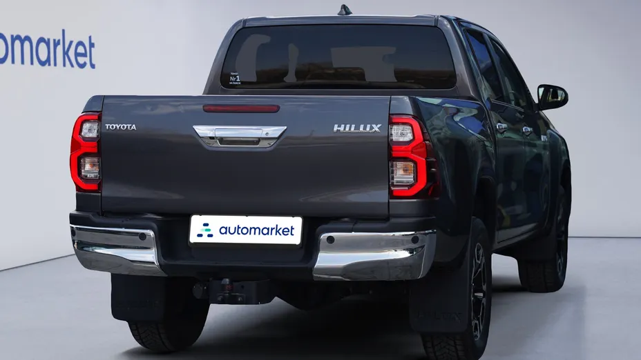 TOYOTA HiLux Hilux 2.8 D-4D mHEV Double Cab Executive 4x4 aut Nowy