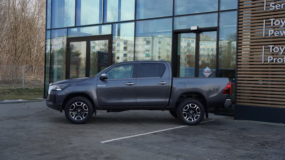 TOYOTA HiLux Hilux 2.8 D-4D mHEV Double Cab Executive 4x4 aut