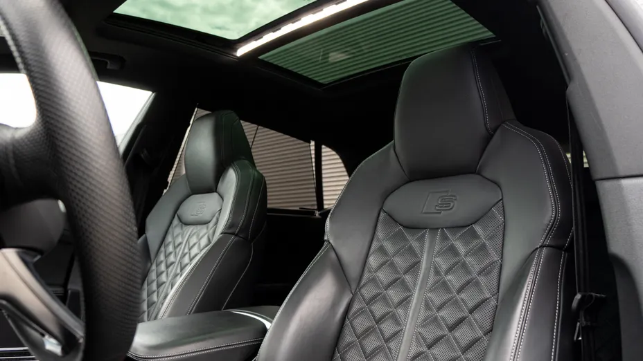AUDI Q8 / E-Tron SQ8 TFSI Quattro Tiptronic