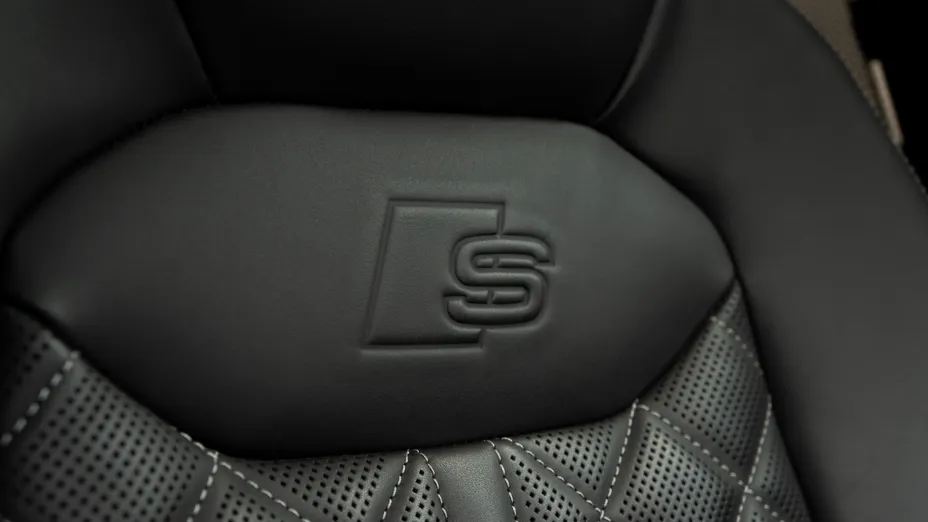 AUDI Q8 / E-Tron SQ8 TFSI Quattro Tiptronic