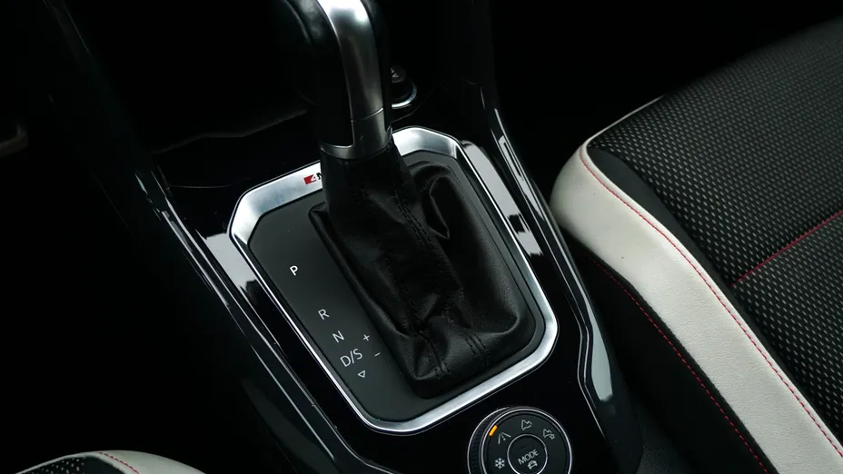 VOLKSWAGEN T-ROC T-ROC 2.0 TSI 4Mot. Advance DSG