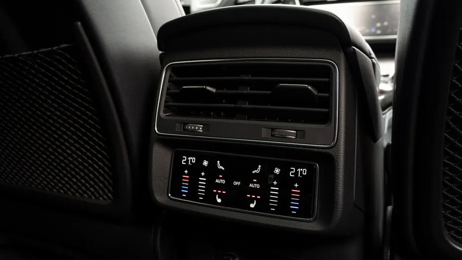 AUDI Q8 / E-Tron SQ8 TFSI Quattro Tiptronic