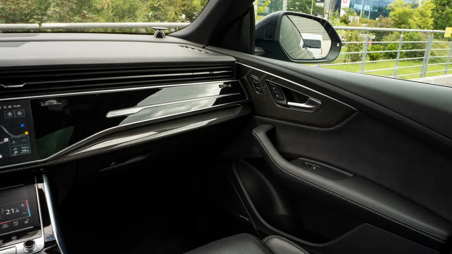 AUDI Q8 / E-Tron SQ8 TFSI Quattro Tiptronic