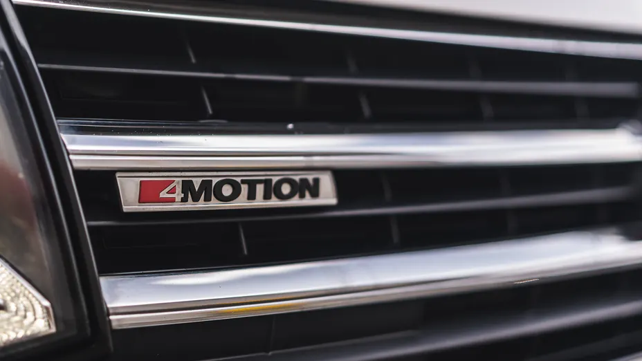 VOLKSWAGEN Multivan -