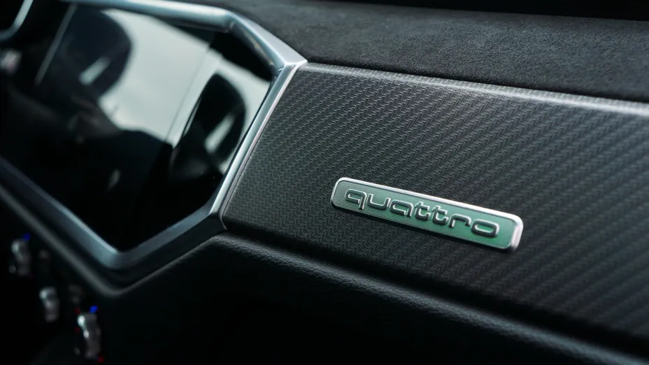 AUDI Q3 Q3 RS S tronic