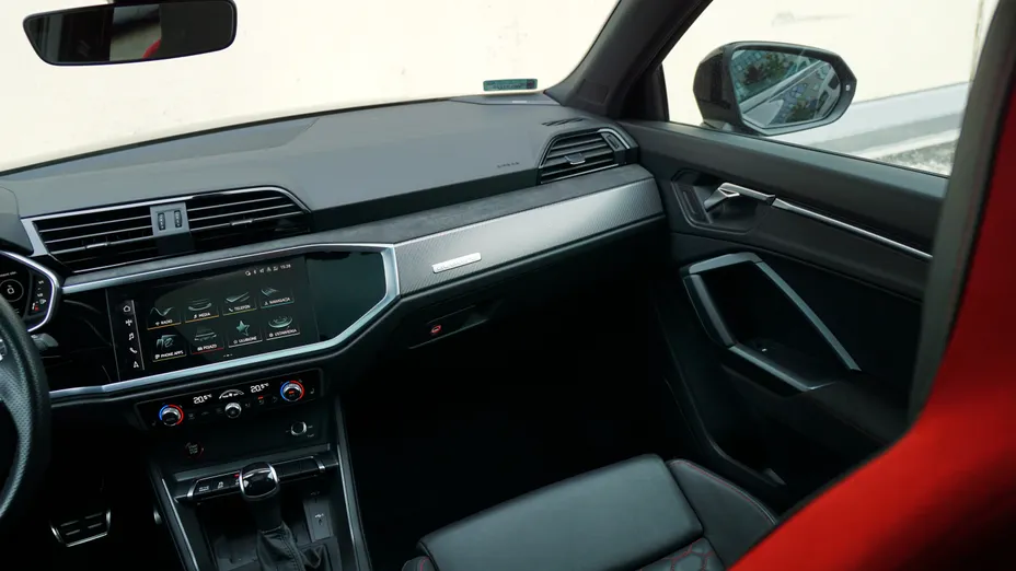 AUDI Q3 Q3 RS S tronic