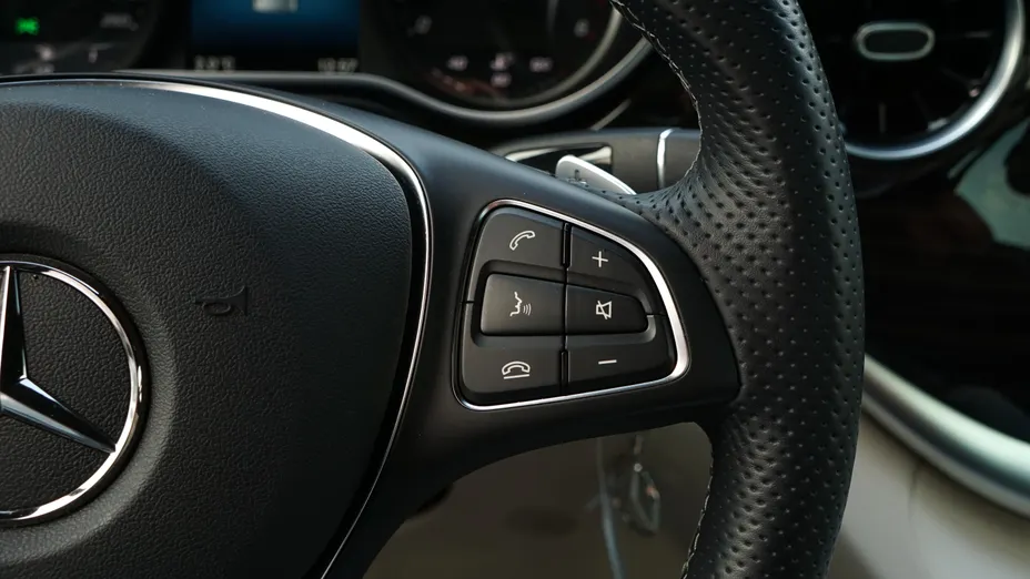 MERCEDES-BENZ V Klasa V 300 d 4-Matic Avantgarde 9G-Tronic (długi)