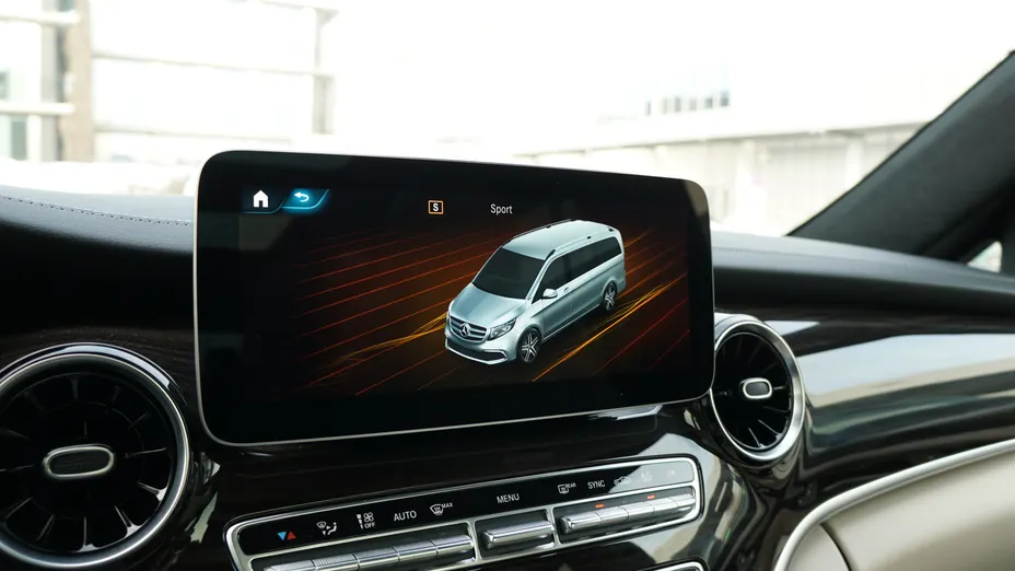 MERCEDES-BENZ V Klasa V 300 d 4-Matic Avantgarde 9G-Tronic (długi)