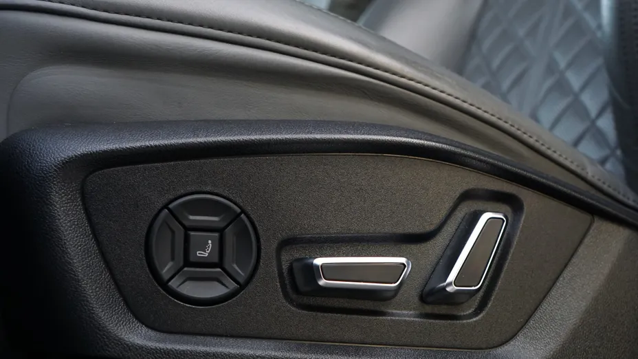 AUDI Q7 SQ7 TDI Quattro Tiptr.