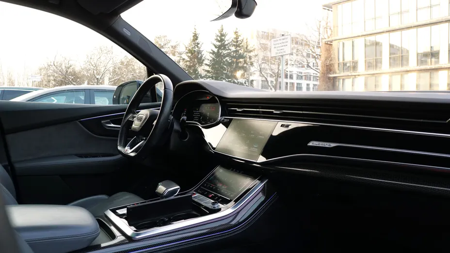 AUDI Q7 SQ7 TDI Quattro Tiptr.