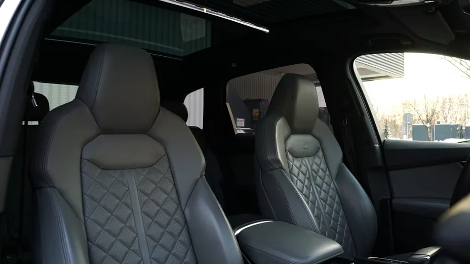 AUDI Q7 SQ7 TDI Quattro Tiptr.