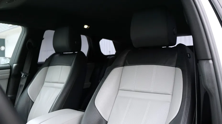 LAND ROVER Range Rover Evoque Evoque 2.0 D165 mHEV R-Dynamic aut