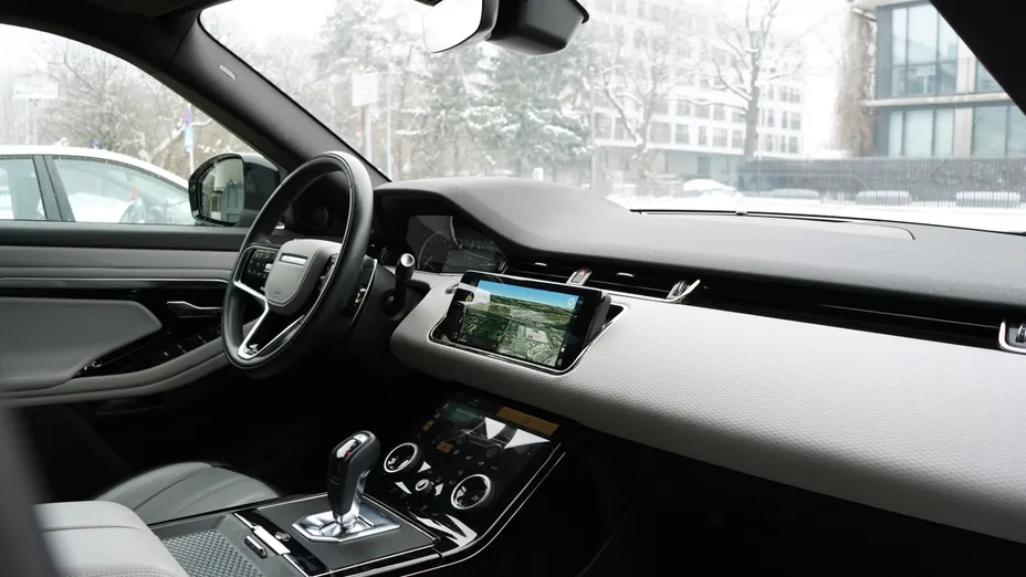 LAND ROVER Range Rover Evoque Evoque 2.0 D165 mHEV R-Dynamic aut