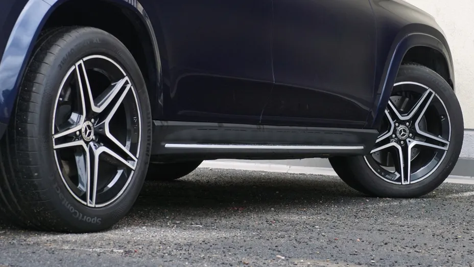 MERCEDES-BENZ GL GLS 400 d 4-Matic