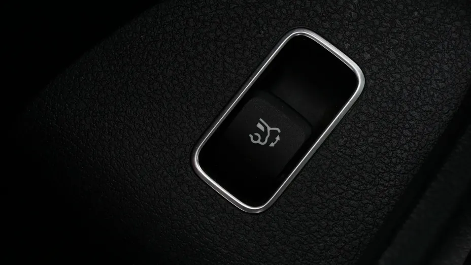 MERCEDES-BENZ GL GLS 400 d 4-Matic