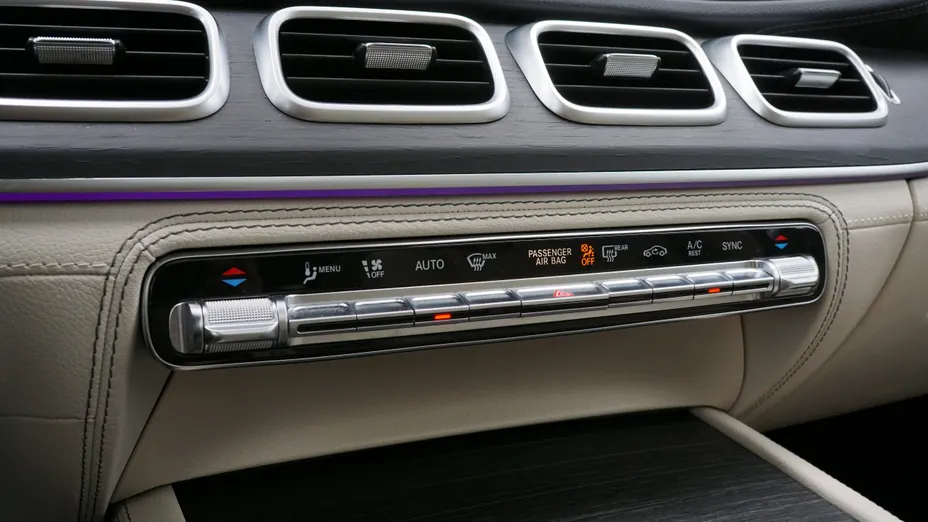 MERCEDES-BENZ GL GLS 400 d 4-Matic