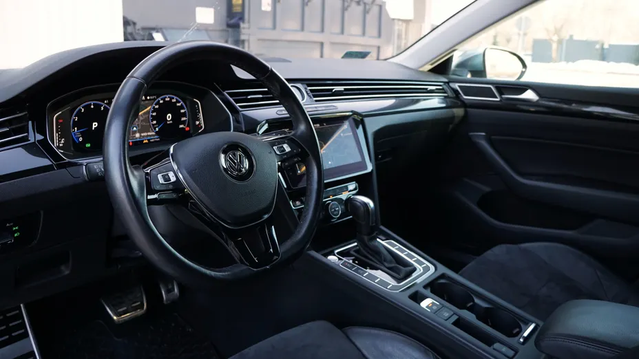 VOLKSWAGEN Arteon Arteon 2.0 TSI Elegance DSG