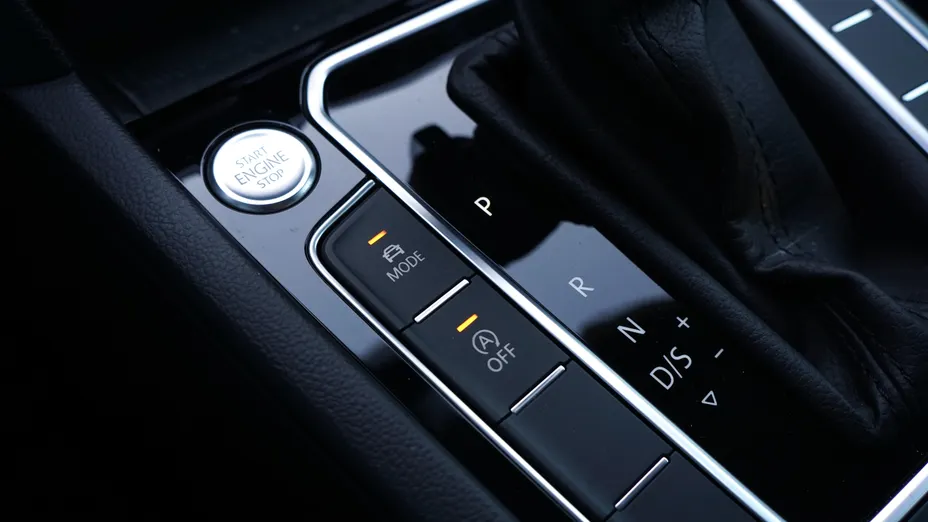 VOLKSWAGEN Arteon Arteon 2.0 TSI Elegance DSG