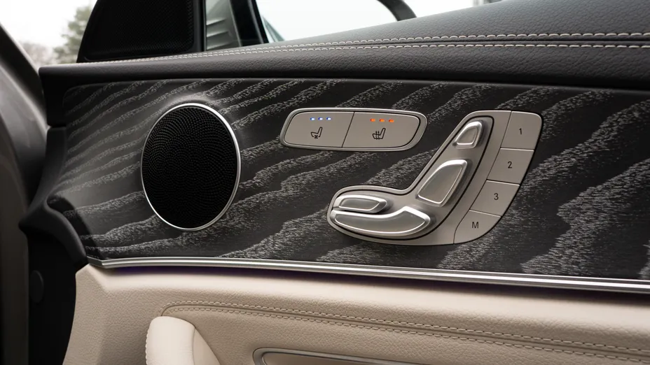 MERCEDES-BENZ E Klasa E 220 d 4-Matic