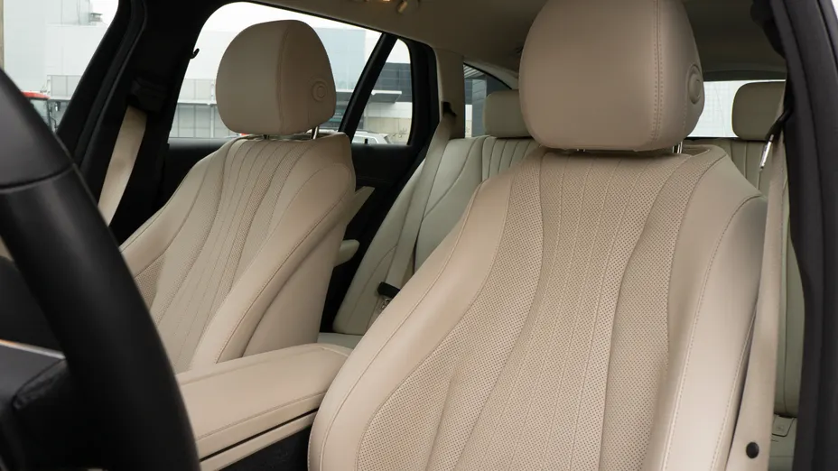 MERCEDES-BENZ E Klasa E 220 d 4-Matic