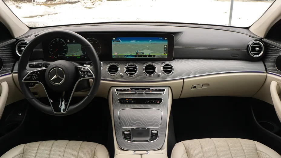 MERCEDES-BENZ E Klasa E 220 d 4-Matic