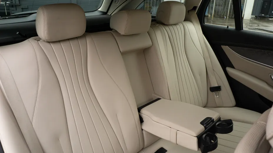 MERCEDES-BENZ E Klasa E 220 d 4-Matic