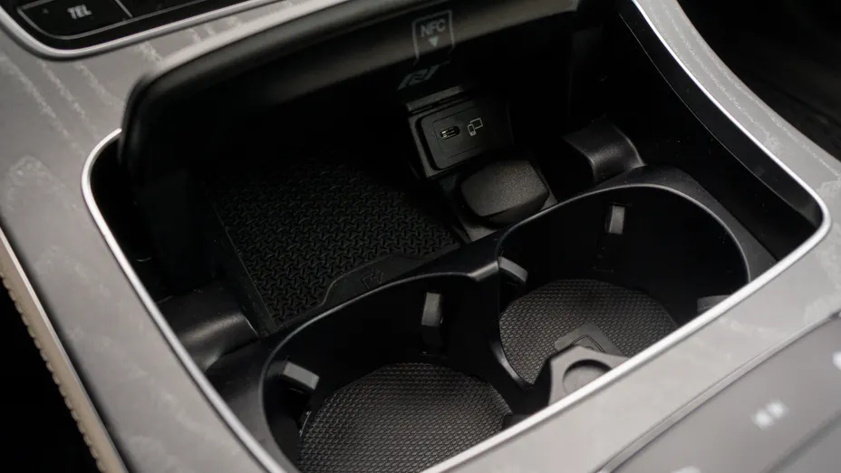 MERCEDES-BENZ E Klasa E 220 d 4-Matic