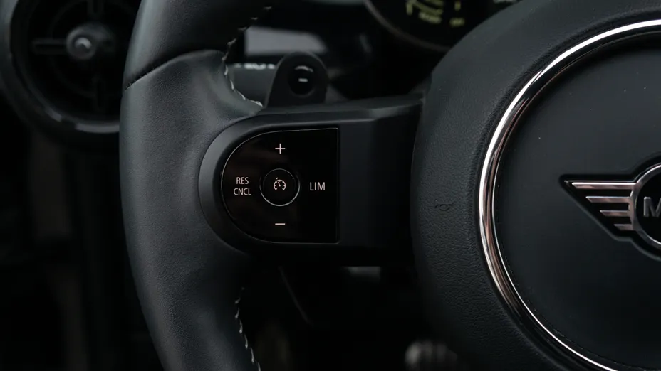 MINI [BMW] Cabrio Cooper S John Cooper Works Trim sport-aut