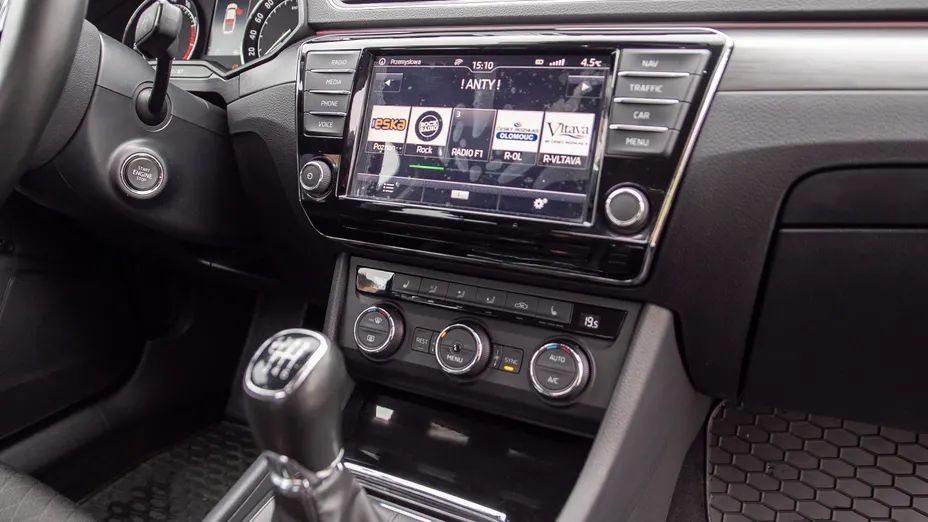 SKODA Superb Superb 1.8 TSI Elegance