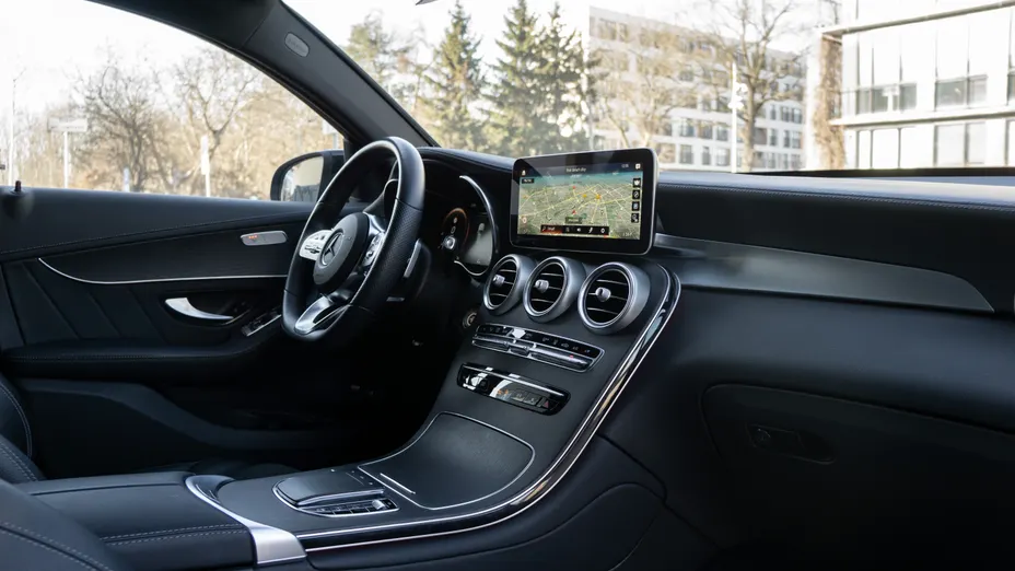 MERCEDES-BENZ GLC GLC 300 e 4-Matic AMG Line