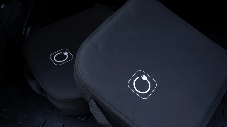 MERCEDES-BENZ GLC GLC 300 e 4-Matic AMG Line