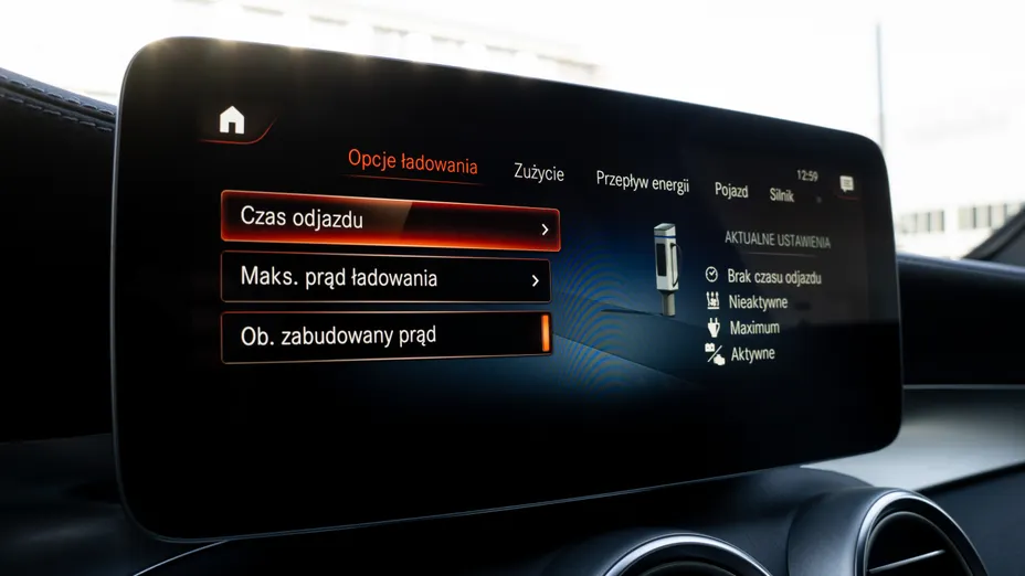 MERCEDES-BENZ GLC GLC 300 e 4-Matic AMG Line