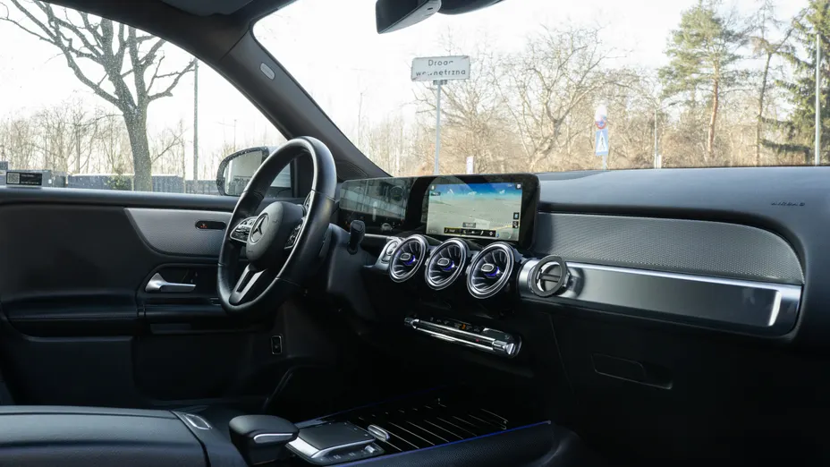 MERCEDES-BENZ GLB GLB 250 4-Matic Progressive 8G-DCT