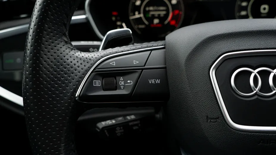 AUDI Q3 Q3 RS S tronic