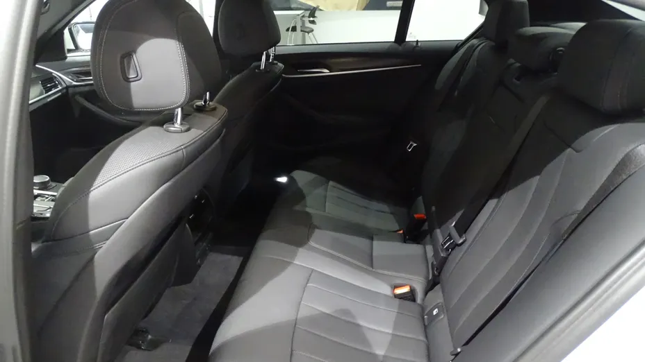 BMW Seria 5 520d xDrive mHEV M Sport sport-aut