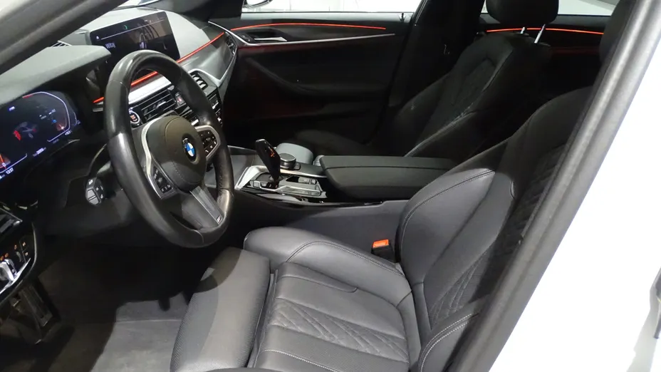 BMW Seria 5 520d xDrive mHEV M Sport sport-aut