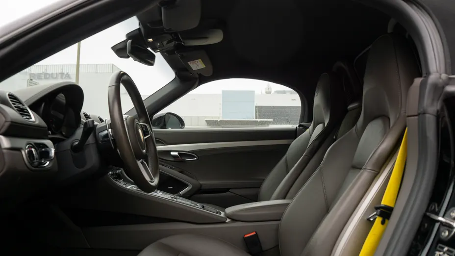 PORSCHE Boxster 718 Boxster GPF PDK