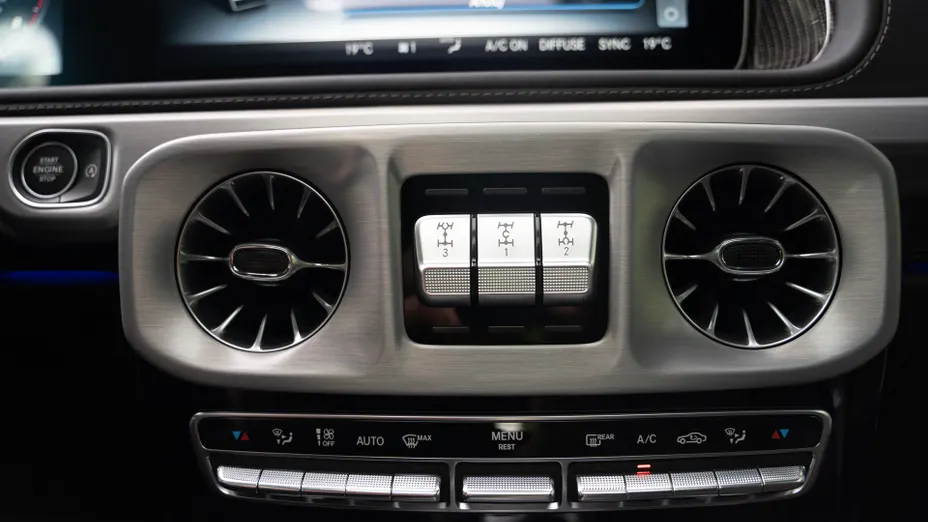 MERCEDES-BENZ Klasa G AMG G 63