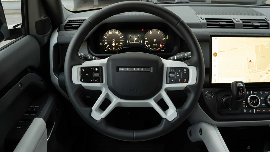 LAND ROVER Defender Defender 110 3.0 D250 mHEV S