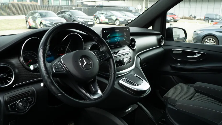 MERCEDES-BENZ V Klasa V 250 d 9G-Tronic (długi)