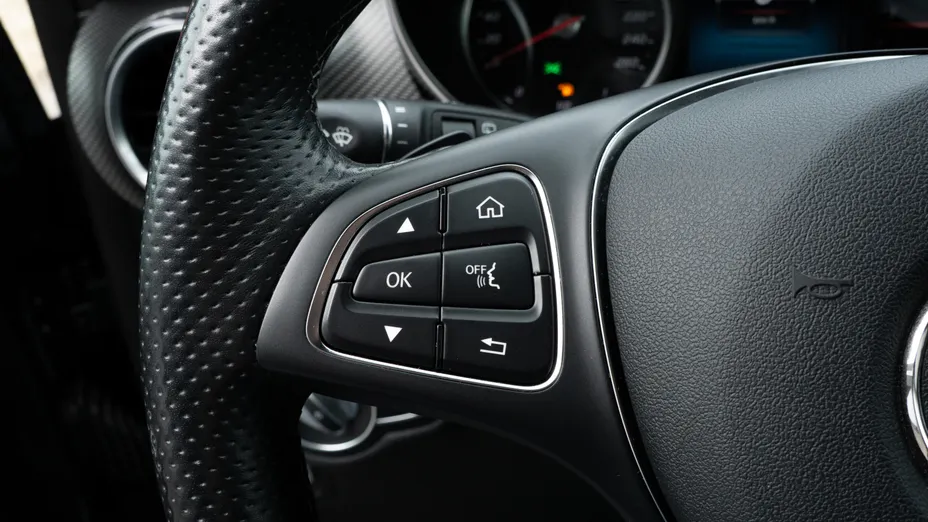 MERCEDES-BENZ V Klasa V 250 d 9G-Tronic (długi)