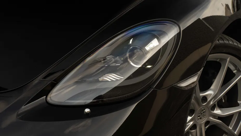PORSCHE Cayman 718 Cayman GPF PDK