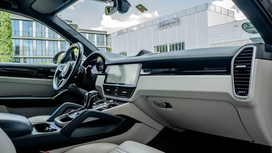 PORSCHE Cayenne Cayenne