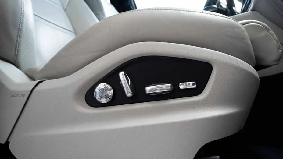 PORSCHE Cayenne Cayenne