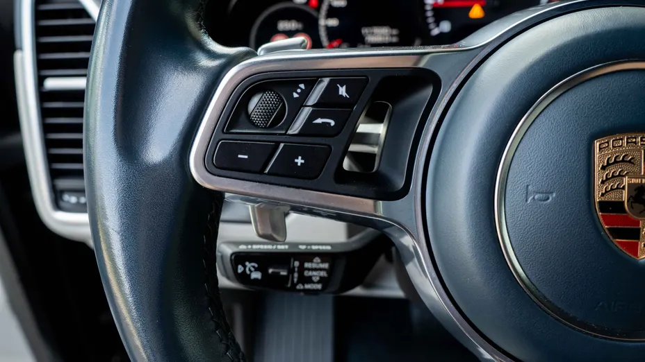 PORSCHE Cayenne Cayenne