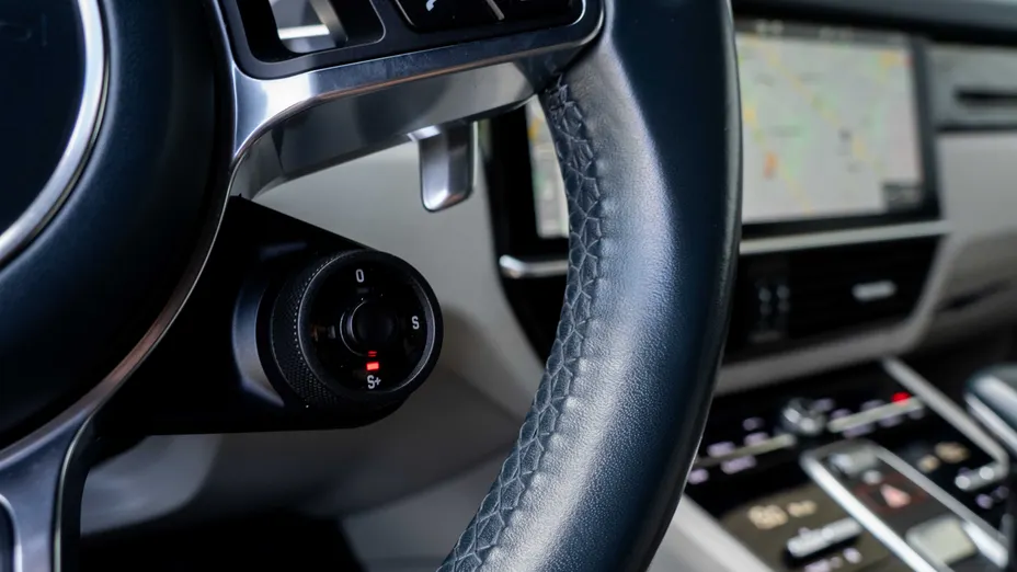 PORSCHE Cayenne Cayenne