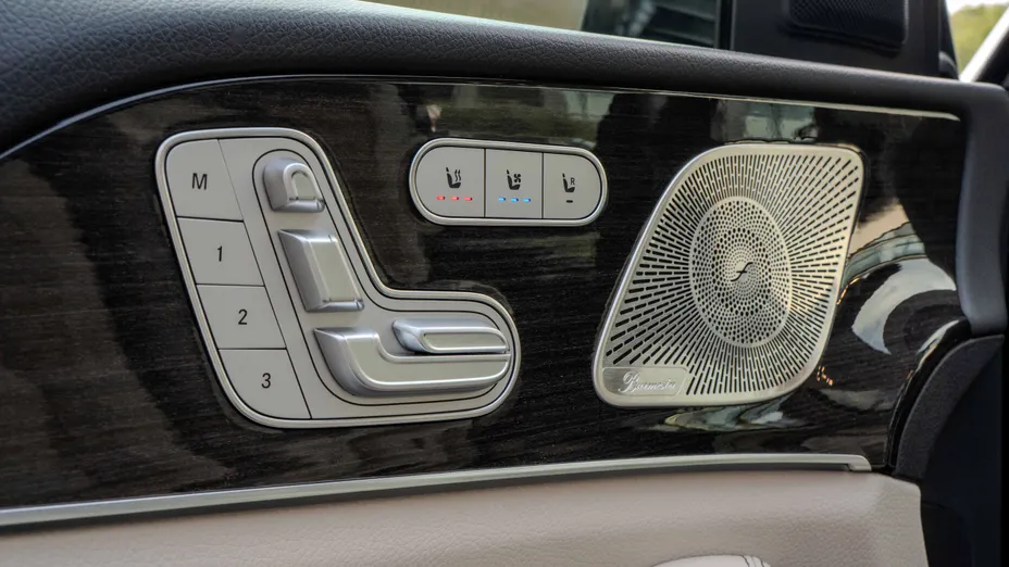 MERCEDES-BENZ GL GLS 400 d 4-Matic