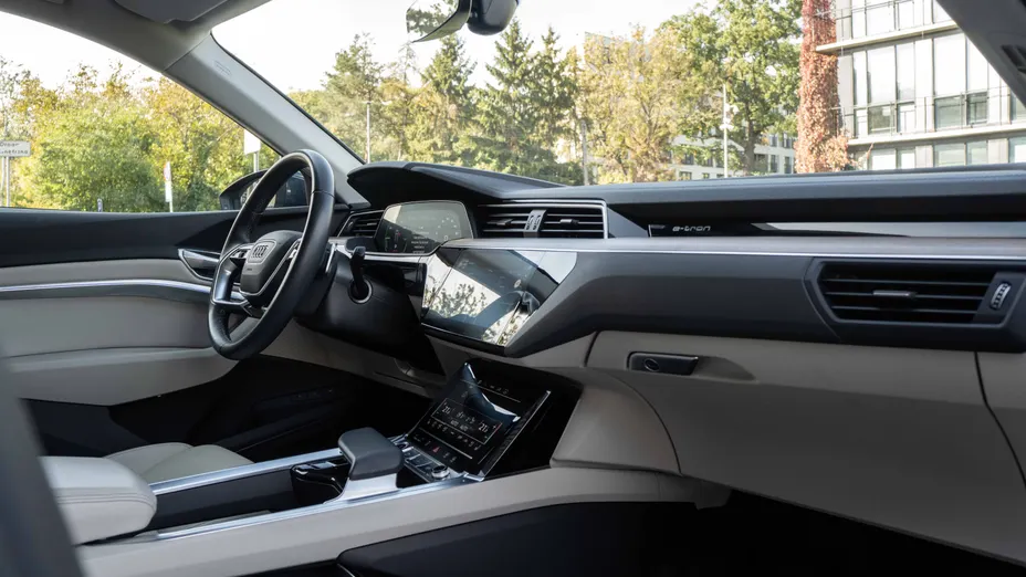 AUDI Q8 / E-Tron Q8 e-tron 55 114kWh Quattro Advanced